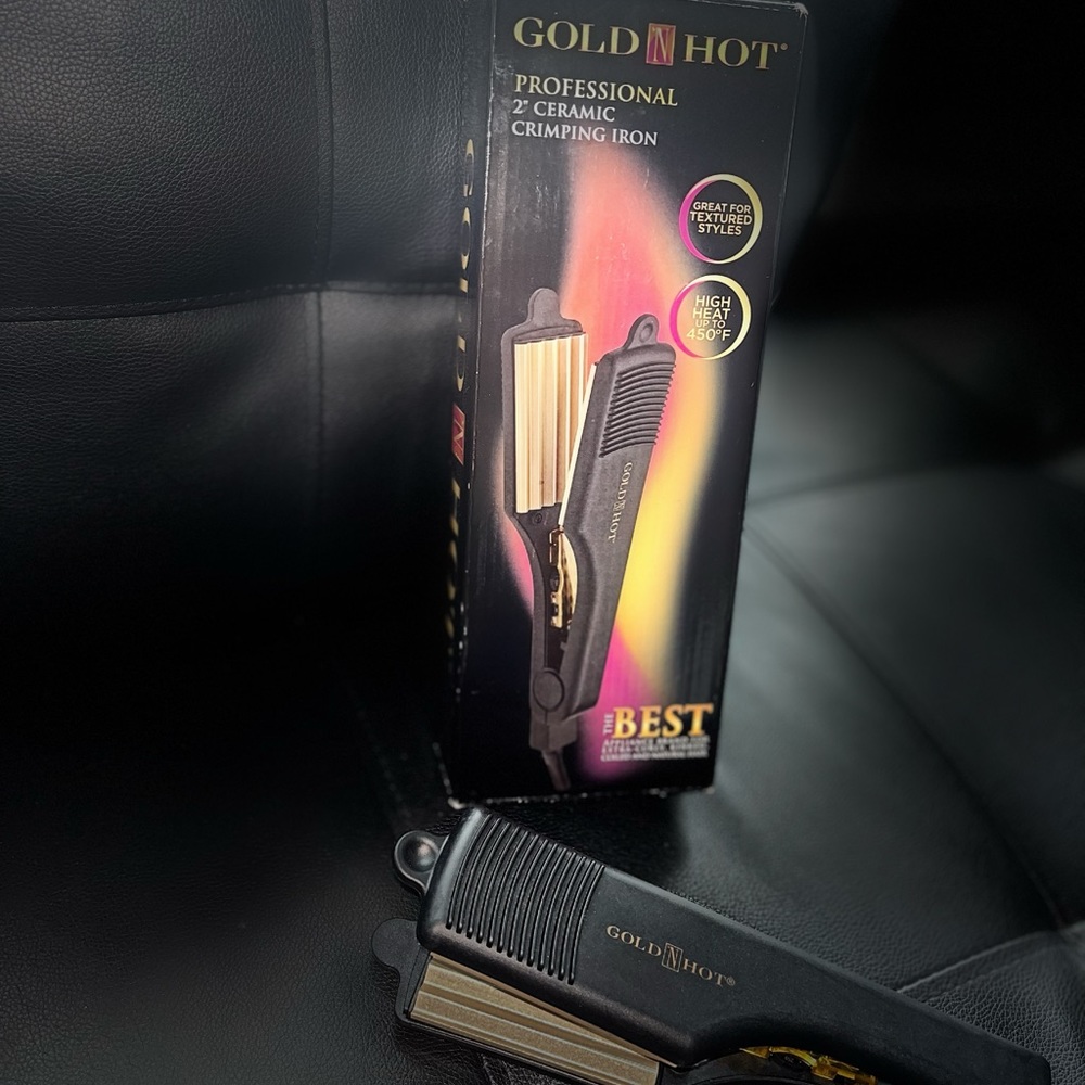 Gold N Hot professional 2” ceramic crimping iron